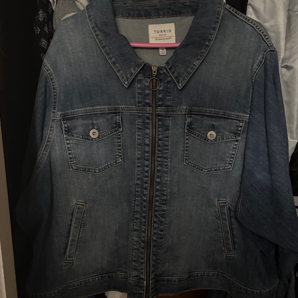 Torrid Women's Classic Blue Jean Jacket